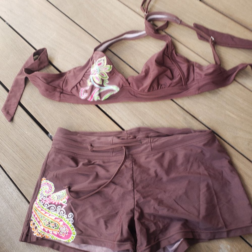 Athleta swim set. Swim shorts & bikini top. size small. Top 36B/34C